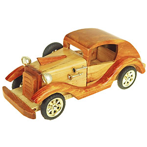 Dřevěný model auta brouk 24cm